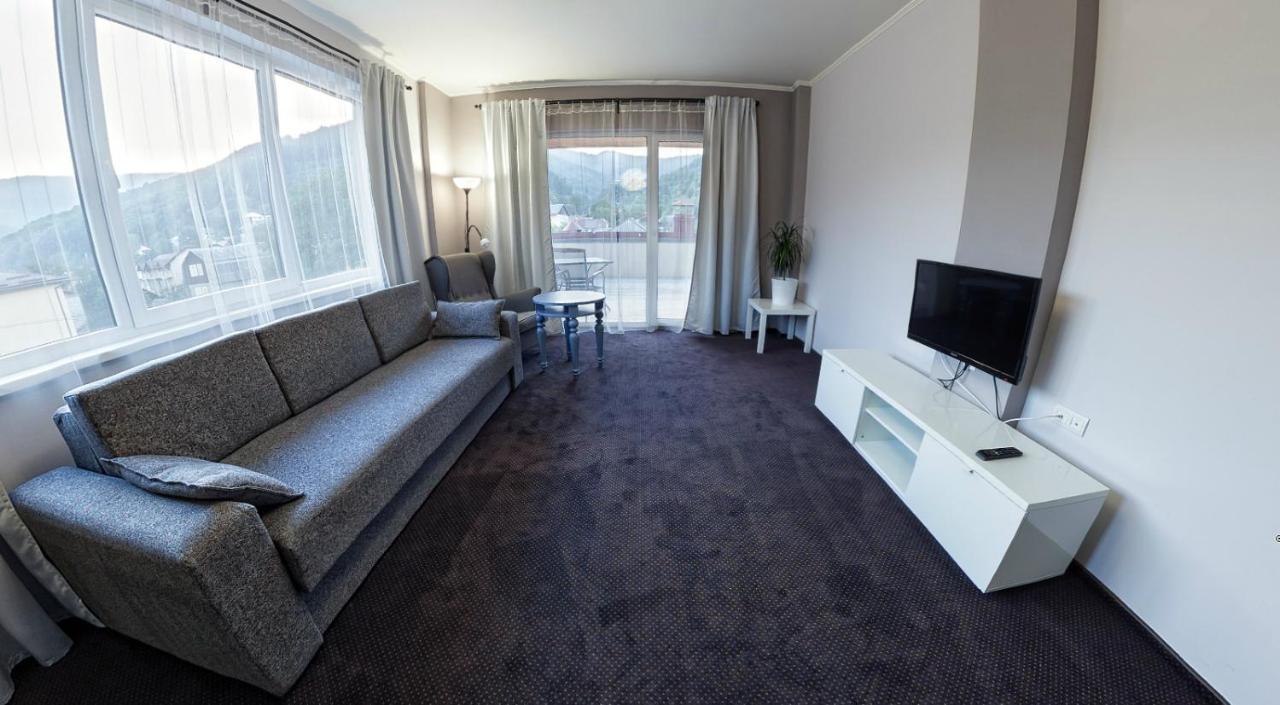 Rakhiv Hotel & Apartments Exterior foto